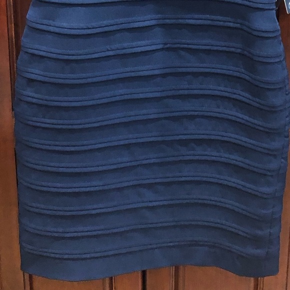 NWT Adriana Papell Navy Midnight Blue Lace V Neck Dress Sz 10 - Picture 3 of 10